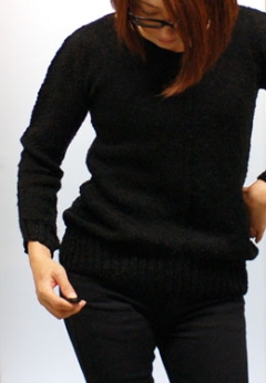 black sweater4