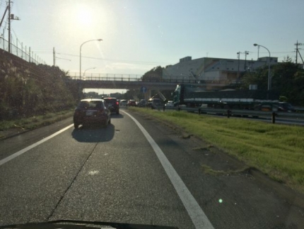 沼津ＩＣは渋滞 (1)