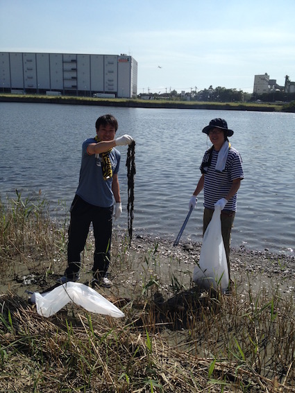 2015年10月3日干潟清掃で「渡り鳥サポーターになろう！」13