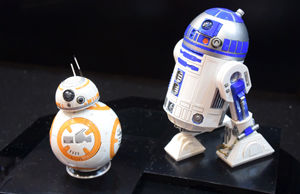 スター・ウォーズ BB-8 & R2-D2 1/12スケール プラモデル