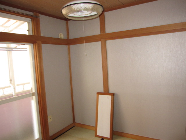 埼玉県所沢市　空き室賃貸物件原状回復２ＤＫクロス張替え　和室　作業完了後　１