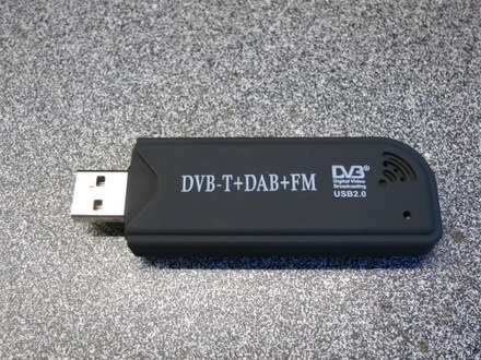 DVB-T+DAB+FMのドングル
